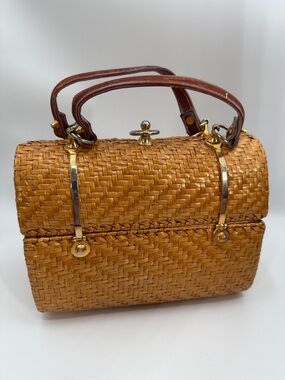 Vintage Rodo Italy Woven Wicker Straw Top-Handle Bag in Tan with Brown Handles